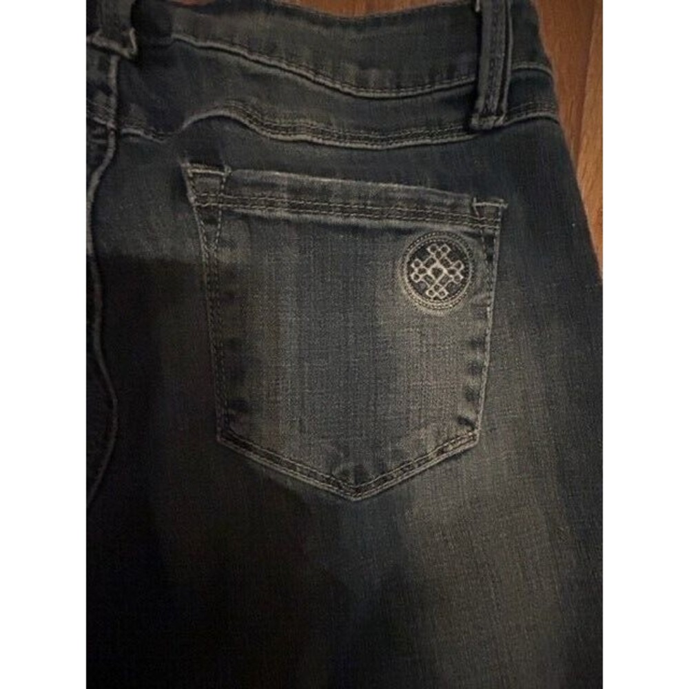 Laurie Felt Jeans Womens Size 4 Classic Denim Floral Embroidered Bootcut  EUC - Picture 7 of 11